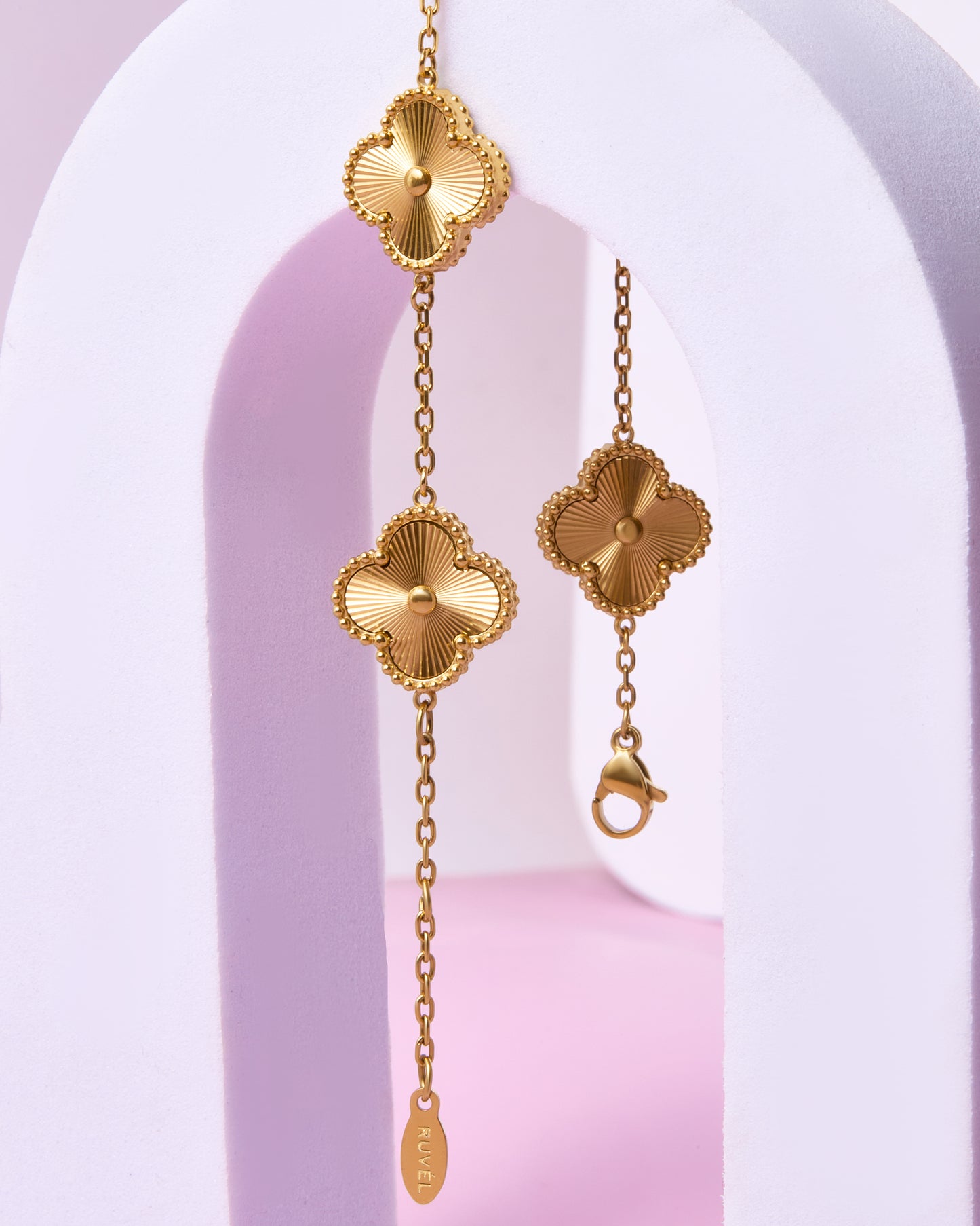 The Gold Clover Bracelet